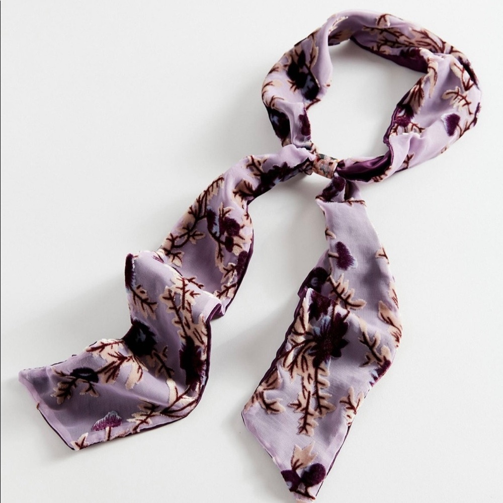 Urban Outfitters Sheer Velvet Tie-Back Headband